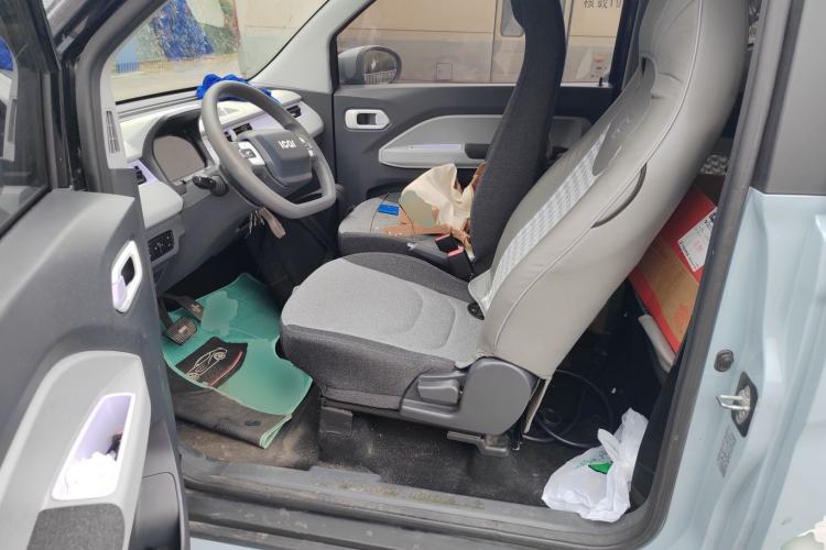Used Chery QQ Ice Cream 2022 170km Sundae Phosphate Lithium-Ion Left Front Seat