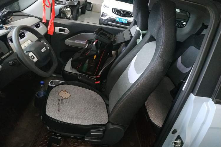 Used Chery QQ Ice Cream 2022 170km Sundae Phosphate Lithium-Ion Left Front Seat