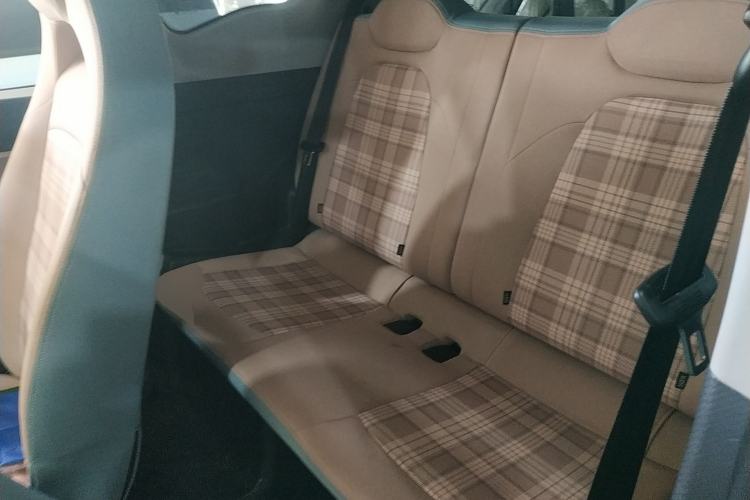 Used Chery QQ Ice Cream 2022 120km Milkshake Phosphate Lithium-Iron Left Rear Seat