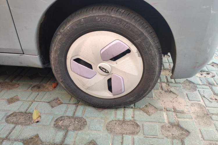 Used Chery QQ Ice Cream 2022 170km Sundae Phosphate Lithium-Ion Right Front Wheel Hub