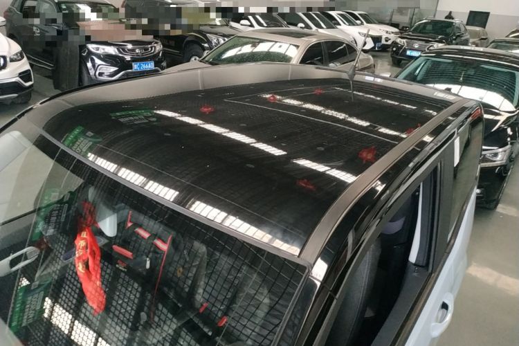 Used Chery QQ Ice Cream 2022 170km Sundae Phosphate Lithium-Ion Roof