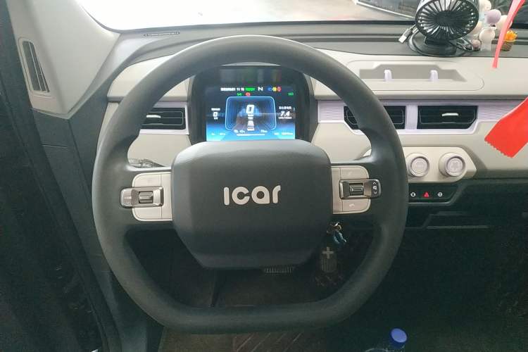 Used Chery QQ Ice Cream 2022 170km Sundae Phosphate Lithium-Ion Steering Wheel