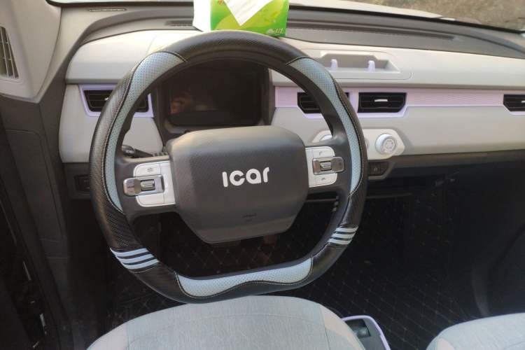 Used Chery QQ Ice Cream 2022 170km Sundae Phosphate Lithium-Ion Steering Wheel
