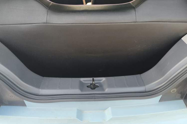 Used Chery QQ Ice Cream 2022 Pudding Model Trunk