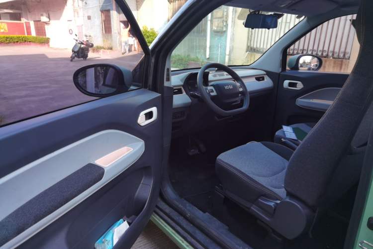 Used Chery QQ Ice Cream 2022 170km Sundae Phosphate Lithium-Ion Driver Seat