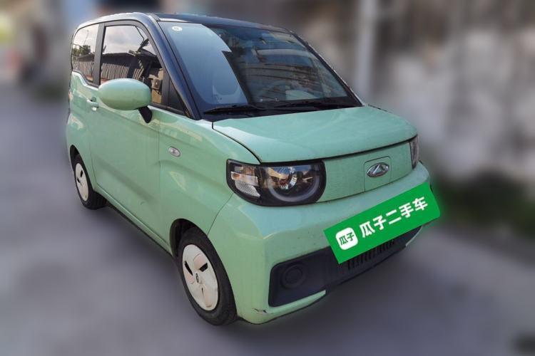 Used Chery QQ Ice Cream 2022 170km Sundae Phosphate Lithium-Ion Front Right 45 Deg