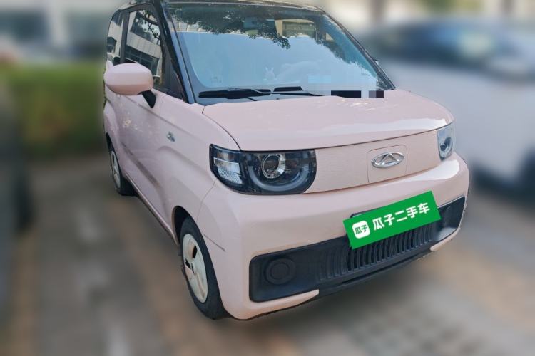 Used Chery QQ Ice Cream 2022 170km Sundae Phosphate Lithium-Ion Front Right 45 Deg