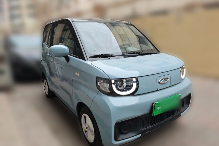 Used Chery QQ Ice Cream 2022 120km Conical Shape Lithium Iron Phosphate Front Right 45 Deg