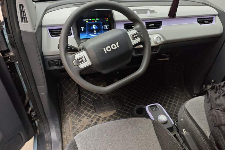 Used Chery QQ Ice Cream 2022 120km Conical Shape Lithium Iron Phosphate Steering Wheel