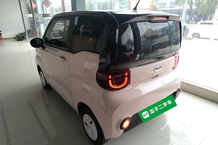 Used Chery QQ Ice Cream 2022 120km Conical Shape Lithium Iron Phosphate Exterior 2