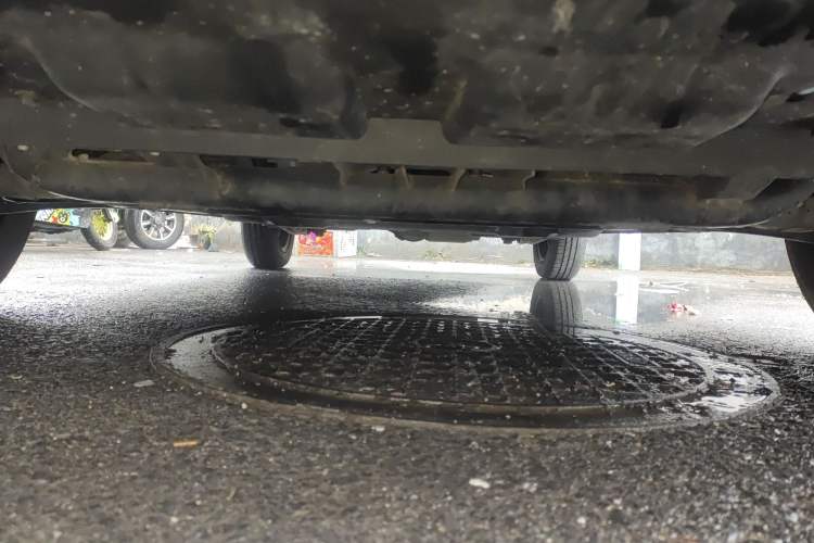 Used Chery QQ Ice Cream 2022 120km Conical Shape Lithium Iron Phosphate Chassis Front