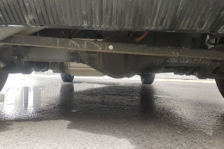 Used Chery QQ Ice Cream 2022 120km Conical Shape Lithium Iron Phosphate Chassis Rear
