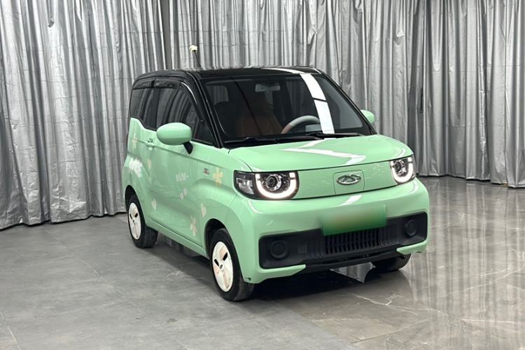 Used Chery QQ Ice Cream 2022 120km Conical Shape Lithium Iron Phosphate Exterior 2