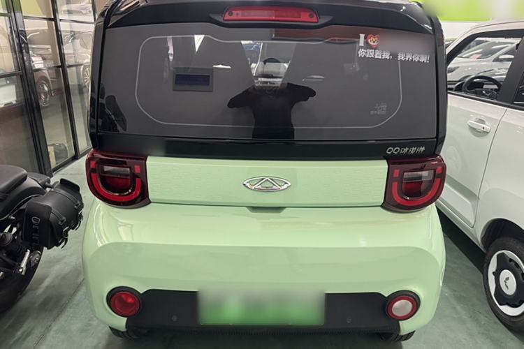 Used Chery QQ Ice Cream 2022 120km Conical Shape Lithium Iron Phosphate Exterior 2