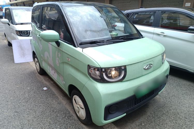 Used Chery QQ Ice Cream 2022 120km Conical Shape Lithium Iron Phosphate Front Right 45 Deg