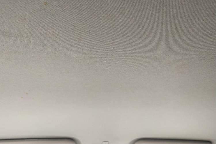 Used Chery QQ Ice Cream 2022 170km Sundae Phosphate Lithium-Ion Headliner
