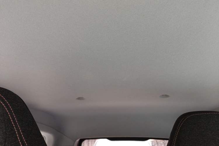 Used Chery QQ Ice Cream 2022 120km Conical Shape Lithium Iron Phosphate Headliner