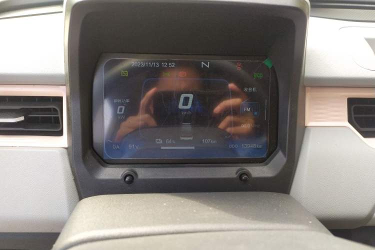 Used Chery QQ Ice Cream 2022 170km Sundae Phosphate Lithium-Ion Instrument Cluster