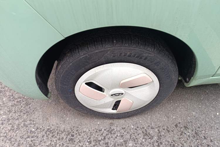 Used Chery QQ Ice Cream 2022 120km Conical Shape Lithium Iron Phosphate Left Front Wheel Hub