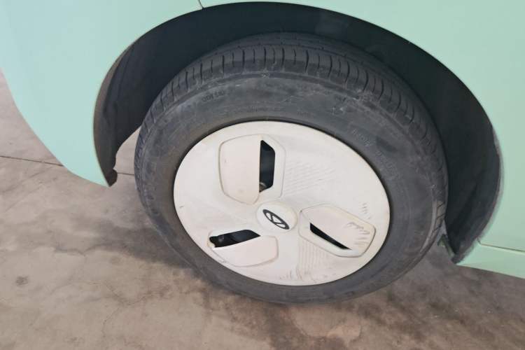 Used Chery QQ Ice Cream 2022 170km Sundae Phosphate Lithium-Ion Left Front Wheel Hub