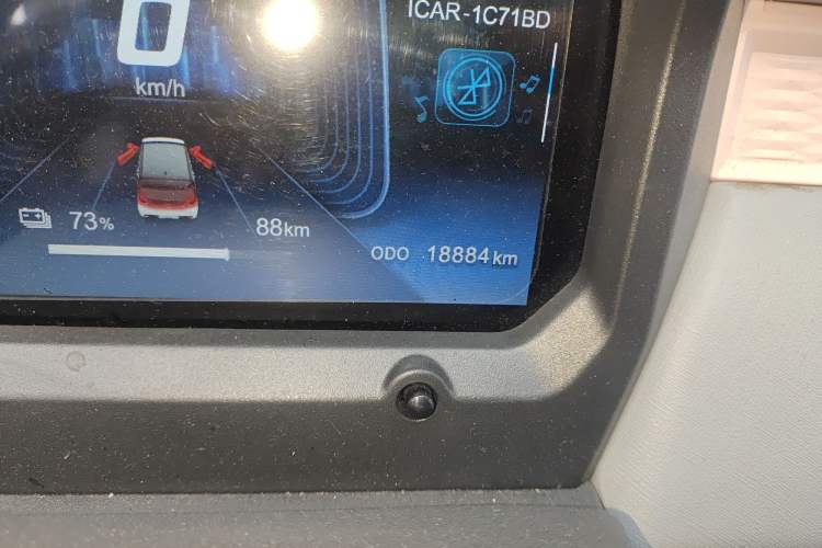 Used Chery QQ Ice Cream 2022 120km Conical Shape Lithium Iron Phosphate Odometer Close Up