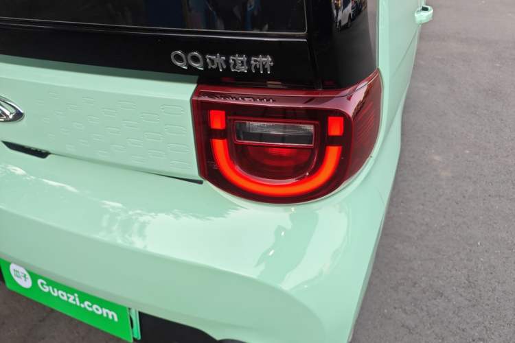 Used Chery QQ Ice Cream 2022 170km Sundae Phosphate Lithium-Ion Right Rear Taillight