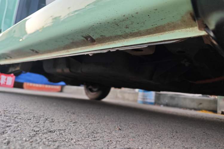 Used Chery QQ Ice Cream 2022 170km Sundae Phosphate Lithium-Ion Right Side Sill