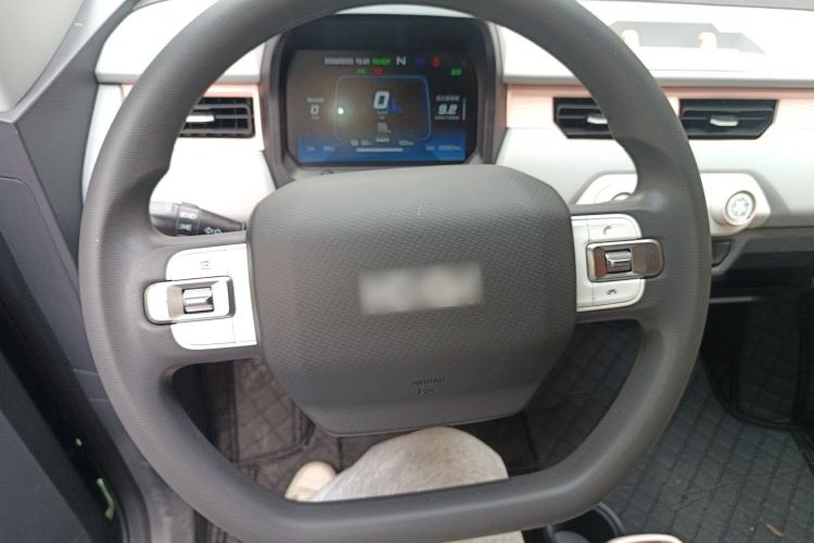 Used Chery QQ Ice Cream 2022 120km Conical Shape Lithium Iron Phosphate Steering Wheel
