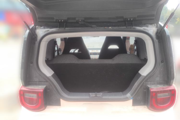 Used Chery QQ Ice Cream 2022 120km Conical Shape Lithium Iron Phosphate Trunk