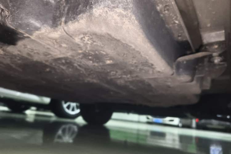 Used Chery QQ Ice Cream 2022 120km Conical Shape Lithium Iron Phosphate Chassis Rear Right