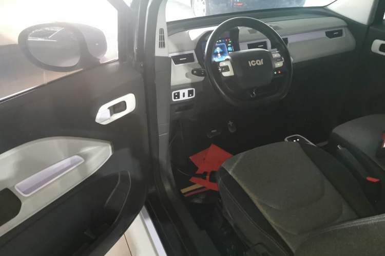 Used Chery QQ Ice Cream 2022 170km Sundae Phosphate Lithium-Ion Driver Seat