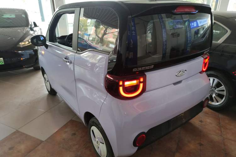 Used Chery QQ Ice Cream 2022 170km Sundae Phosphate Lithium-Ion Exterior 2