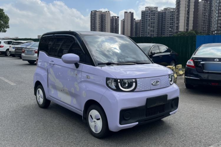 Used Chery QQ Ice Cream 2022 120km Conical Shape Lithium Iron Phosphate Exterior 2