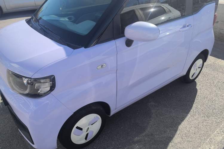 Used Chery QQ Ice Cream 2022 170km Sundae Phosphate Lithium-Ion Exterior 5