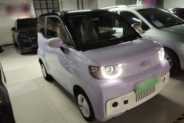Used Chery QQ Ice Cream 2022 120km Conical Shape Lithium Iron Phosphate Front Right 45 Deg
