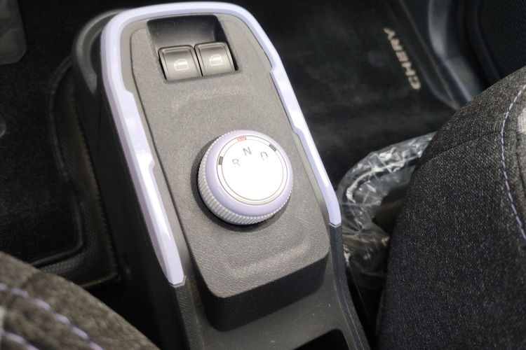 Used Chery QQ Ice Cream 2022 120km Conical Shape Lithium Iron Phosphate Gear Lever