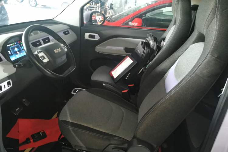 Used Chery QQ Ice Cream 2022 170km Sundae Phosphate Lithium-Ion Left Front Seat