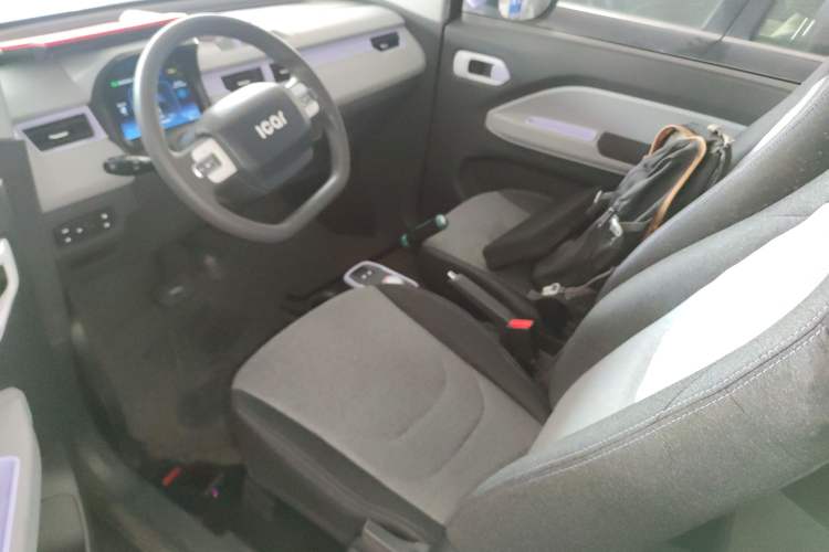 Used Chery QQ Ice Cream 2022 170km Sundae Phosphate Lithium-Ion Left Front Seat