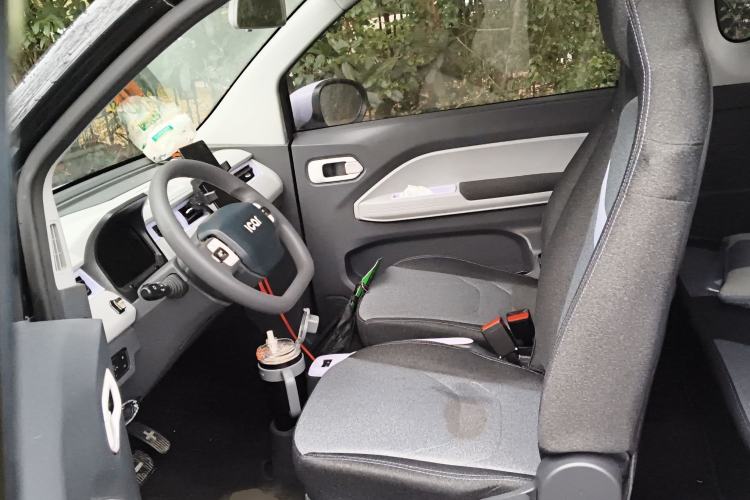 Used Chery QQ Ice Cream 2022 170km Sundae Phosphate Lithium-Ion Left Front Seat