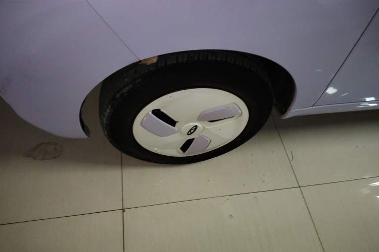 Used Chery QQ Ice Cream 2022 120km Conical Shape Lithium Iron Phosphate Left Front Wheel Hub