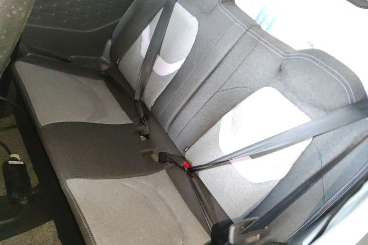 Used Chery QQ Ice Cream 2022 170km Sundae Phosphate Lithium-Ion Left Rear Seat