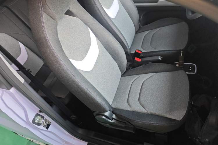 Used Chery QQ Ice Cream 2022 170km Sundae Ternary Lithium Right Front Seat