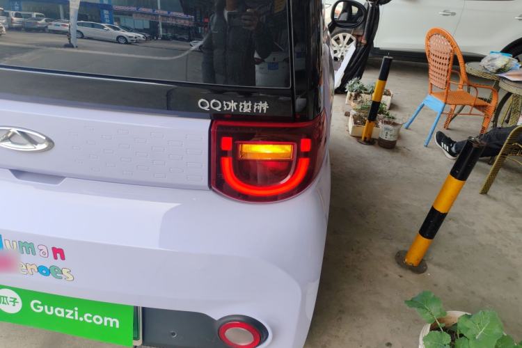 Used Chery QQ Ice Cream 2022 170km Sundae Phosphate Lithium-Ion Right Rear Taillight