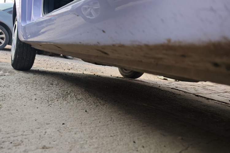 Used Chery QQ Ice Cream 2022 120km Conical Shape Lithium Iron Phosphate Right Side Sill