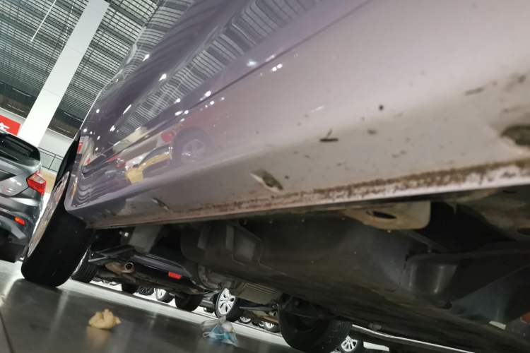 Used Chery QQ Ice Cream 2022 170km Sundae Phosphate Lithium-Ion Right Side Sill