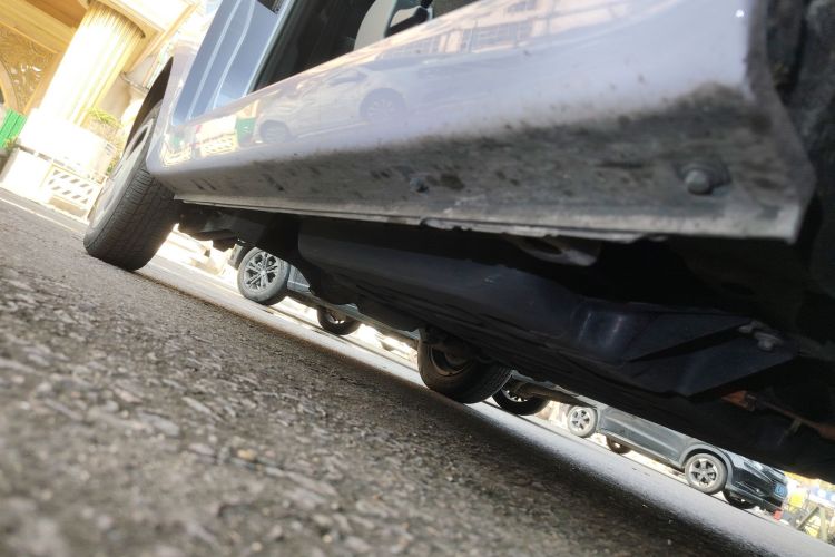 Used Chery QQ Ice Cream 2022 120km Conical Shape Lithium Iron Phosphate Right Side Sill