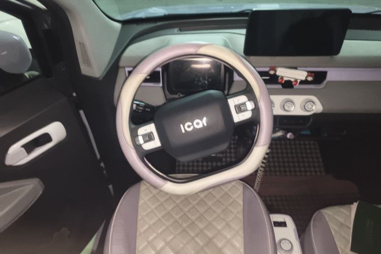 Used Chery QQ Ice Cream 2022 120km Conical Shape Lithium Iron Phosphate Steering Wheel