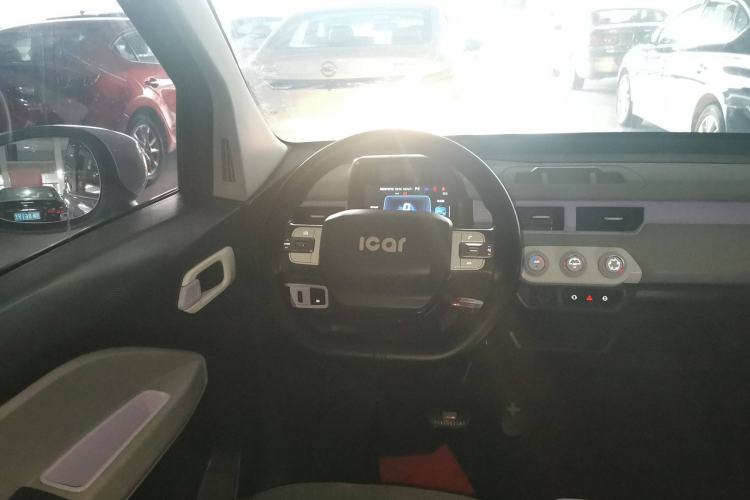 Used Chery QQ Ice Cream 2022 170km Sundae Phosphate Lithium-Ion Steering Wheel
