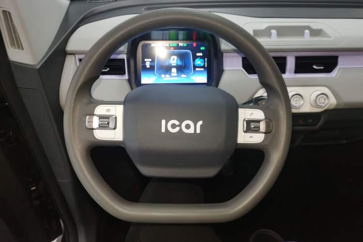 Used Chery QQ Ice Cream 2022 120km Conical Shape Lithium Iron Phosphate Steering Wheel