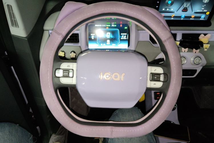 Used Chery QQ Ice Cream 2022 120km Conical Shape Lithium Iron Phosphate Steering Wheel